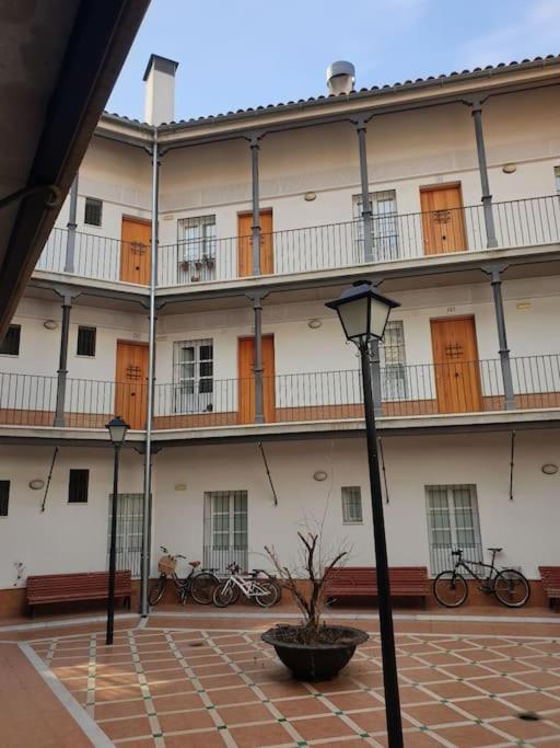 Apartamento Plaza De San Bernardo 4 Sevilla Buitenkant foto