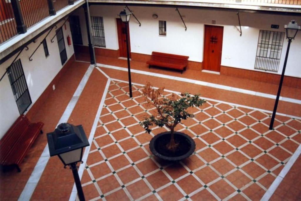 Apartamento Plaza De San Bernardo 4 Sevilla Buitenkant foto